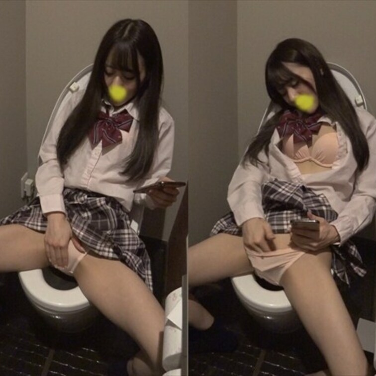 小柄でスレンダーなかわいらしい女の子です。
スカートを捲り上げてパンティに手を突っ込んで激しく指を動かす様子がエロいで