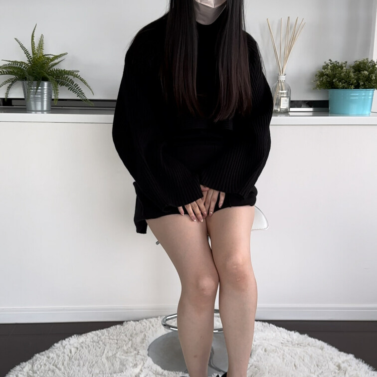 清楚系美女のしすがちゃん。
本編にてフルヌード公開中。