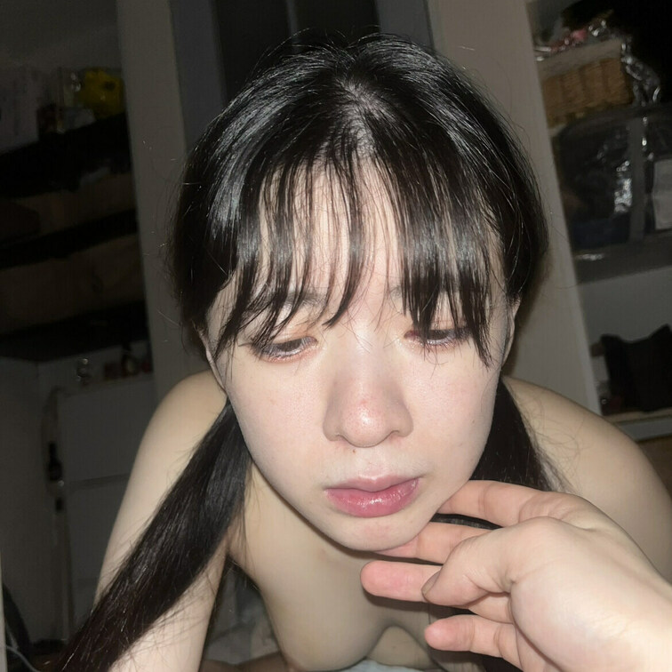 顔出し始めました。