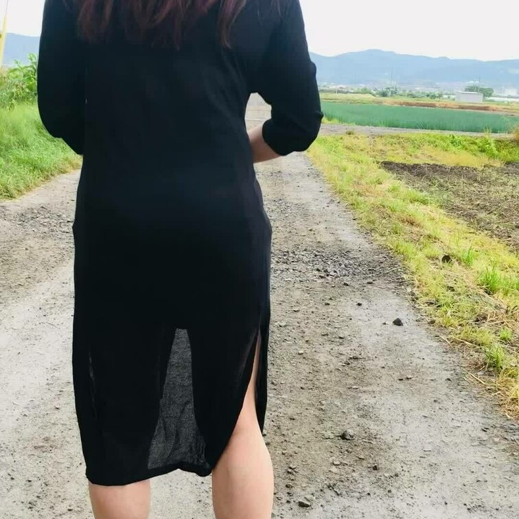 インスタの続きだよ🎶
お尻散歩🍑