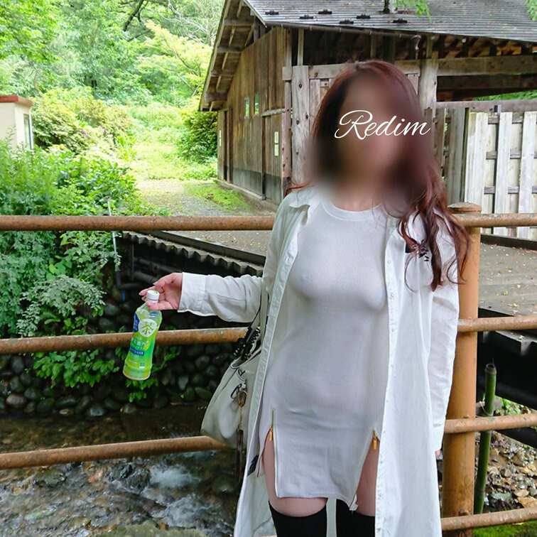 先日、群馬にある変態さんがたくさん集まる混浴温泉に行ってきました〜♪
ワニさんも沢山居ました(^o^;)