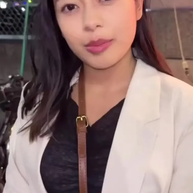 巨乳のハーフ人妻と密会ハメ撮りさせてもらいました。
 
 https://myfans.jp/posts/506b4
