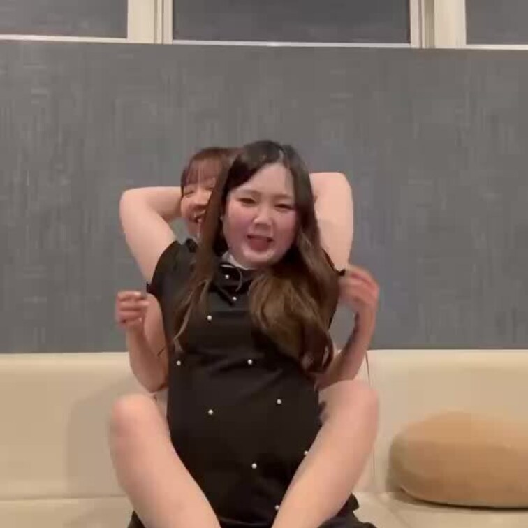 皆様大変お待たせしました！
今回のくすぐり動画はこちらです👍

是非いっぱい見てあげてくださいね(  ˆОˆ  )