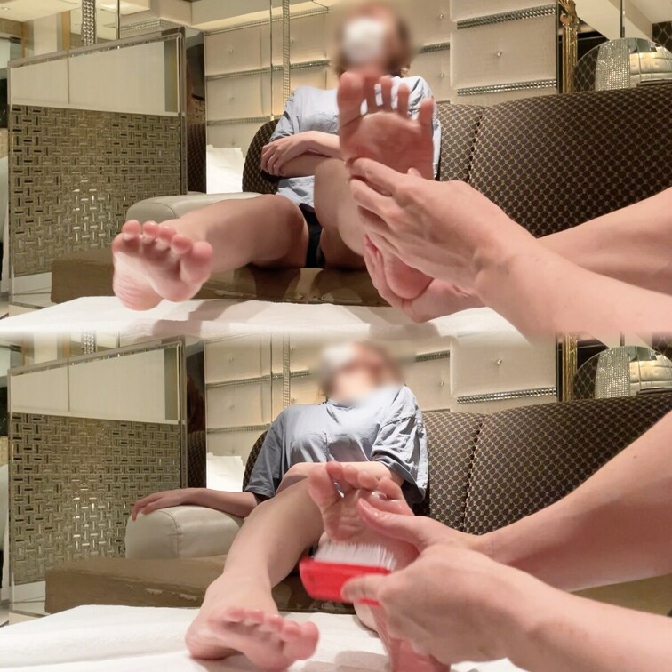 [Female college student] Cute cafe clerk Riho-chan☕
Foot ti