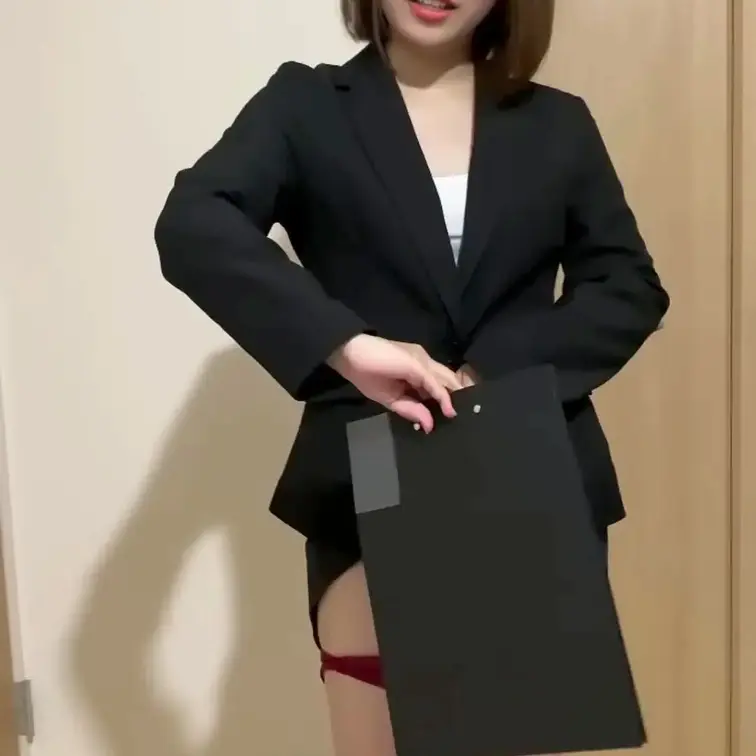ビタ止めスローバージョン

いいねを押してから見てください💕