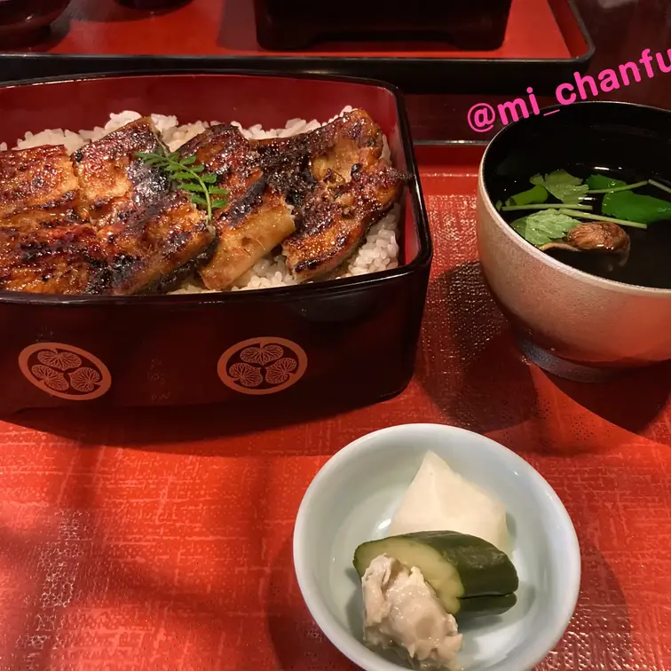 先日のランチで食べた鰻～😋
めちゃめちゃ美味しかったです♪

この日の夜は💓性欲MAXでしたヾ(≧▽≦)ﾉ

