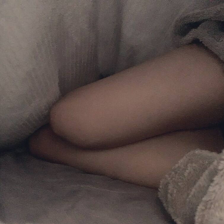 ただの寝起き脚
