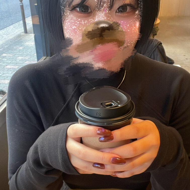 過去にあげた下のURL動画のクンニ・フェラシリーズです😉

クリを集中的に攻められて簡単に潮吹いてます
みなさんご