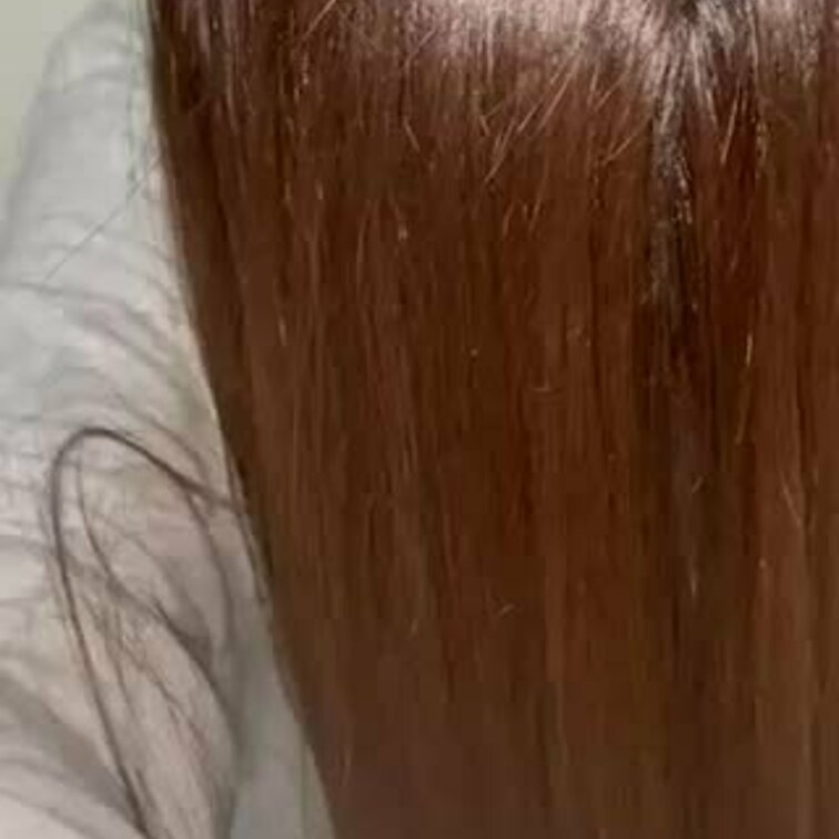 さくたんの自撮り貞子です💇🏻‍♀️
部屋着で自分のベッドで撮影はかなりレア❣️

#髪フェチ #貞子 #ロングヘア