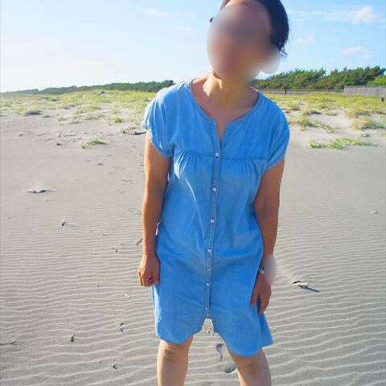 海辺で(強風楽し)