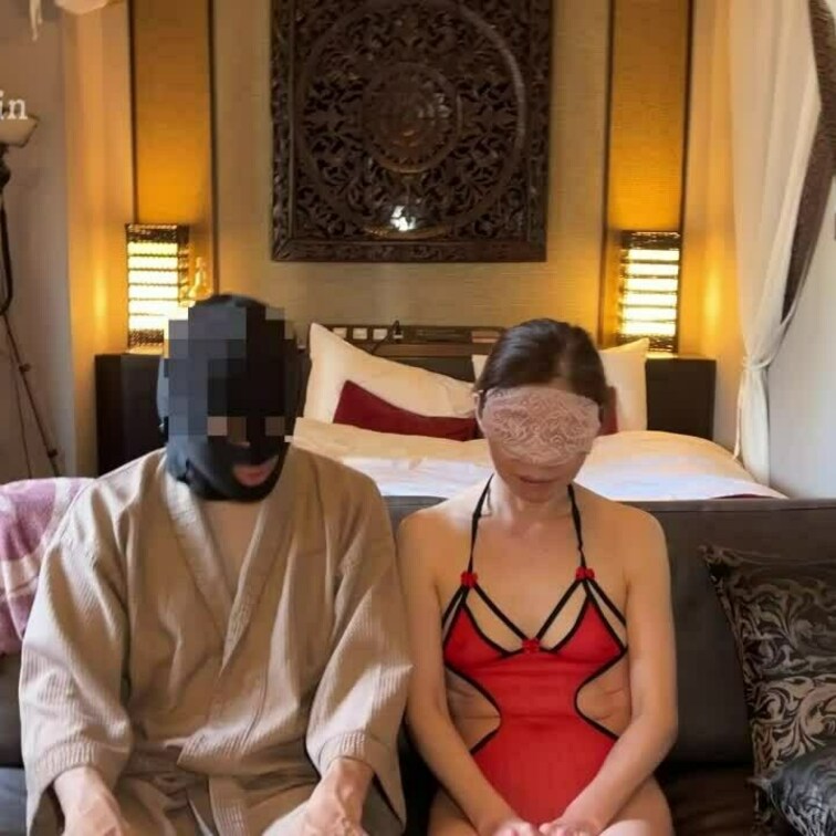 💓オーピニングはこんな感じでスタート💓
相変わらずの美魔女ボディ！
【NTR!性的依存に陥る妻！】言葉責で、ずう～っ