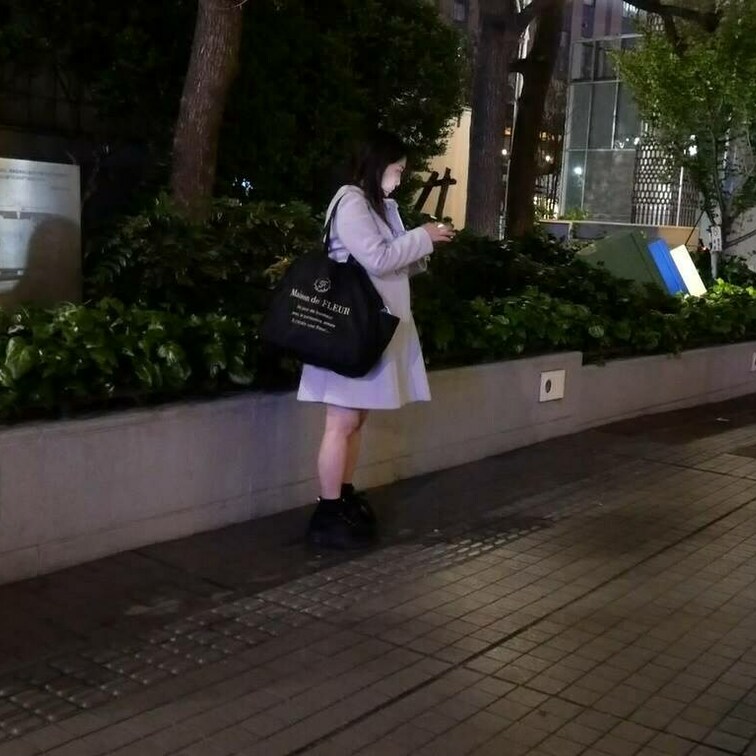 ト〇横の真実【２３歳イベントコンパニオンさやかちゃん】

普段は至って普通のサラリーマンです。
風俗遊びやメンエス