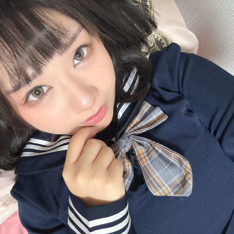 お○○○ちゃん私と遊んでください♥️暖かいめで見守ってね？