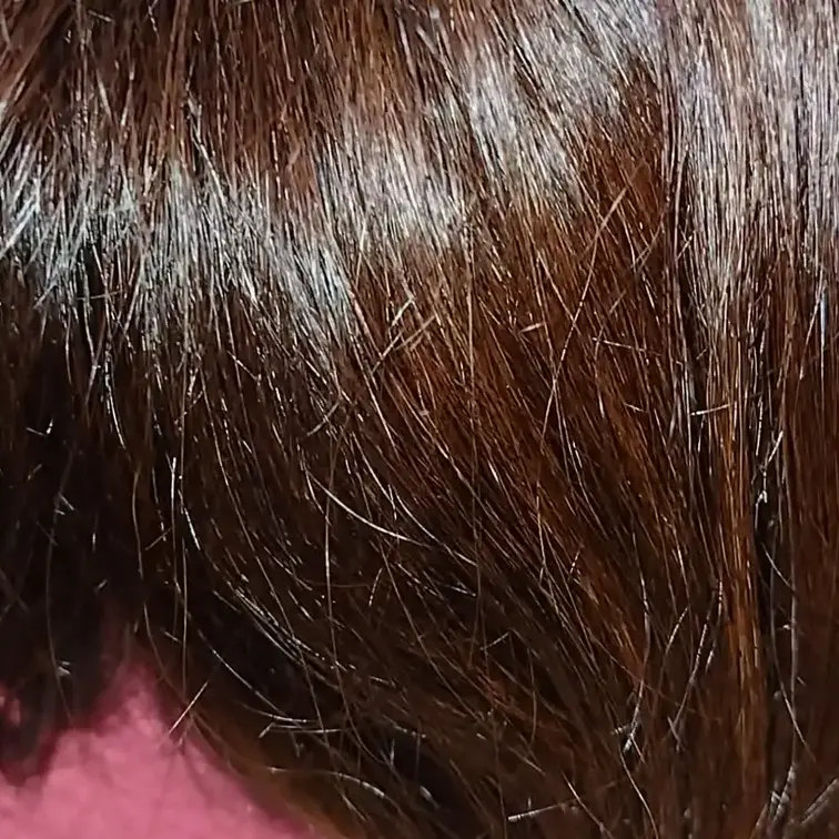寝ている妻の髪で疑似髪コキしてみました。動く髪、艶が綺麗です。
妻の髪で楽しんでください。

#髪フェチ
#妻