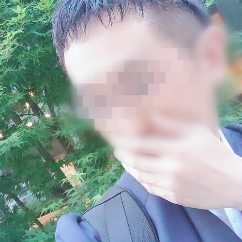 A　凸