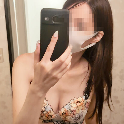 スマホで自撮りしたえっちな動画