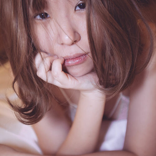 美乳女子