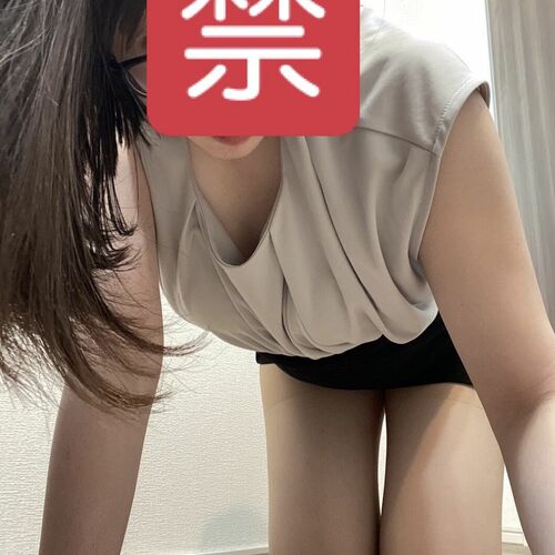 人妻まゆか