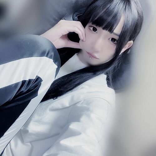 し