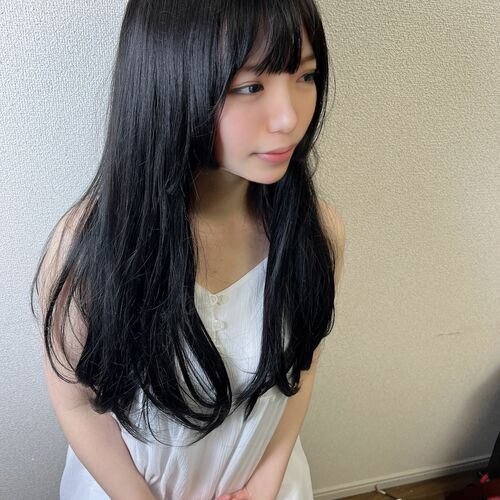 🥺秋瀬りな【近所のコンビニで見かけるちょっとエロいお○○○さん💕】