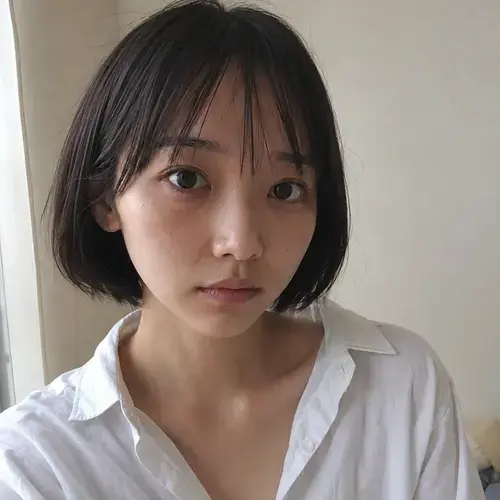 三葉りつ