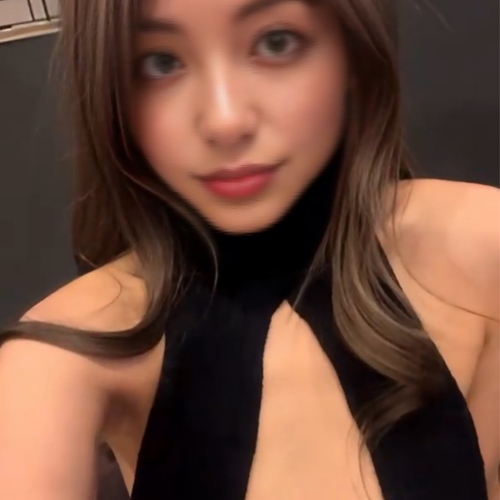 美月まこ