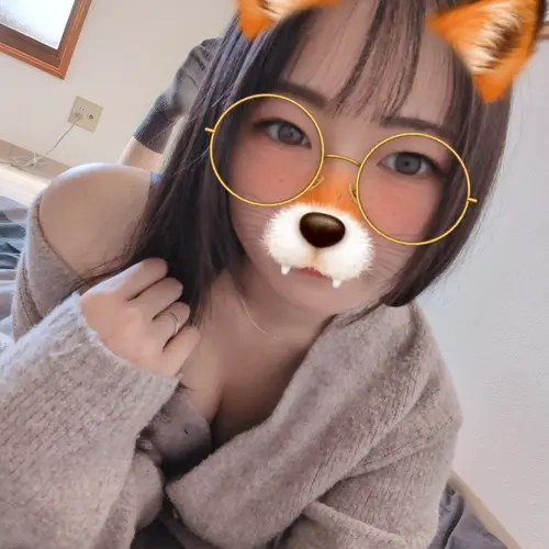 みい