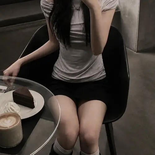 莉咲・risa