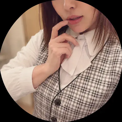 背伸びな人妻。しろたまご