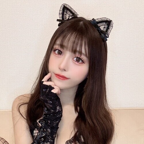 ちょっぴりえっちなグラビアアイドル💛りこぴん