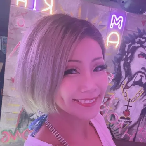 手コキ研究会代表　今賀はる