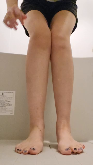 おしっこぶっかけちゃってごめんなさい🥹💕