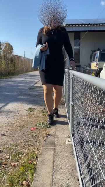 パンチラ嫁さんぽムービー　軽く運動