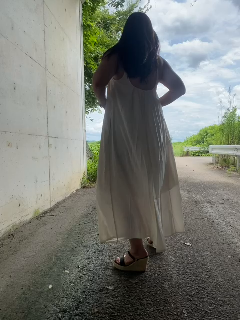 ノーブラ奥様ムービー