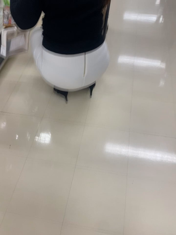着衣エロ　エロい下着が透けて見える...